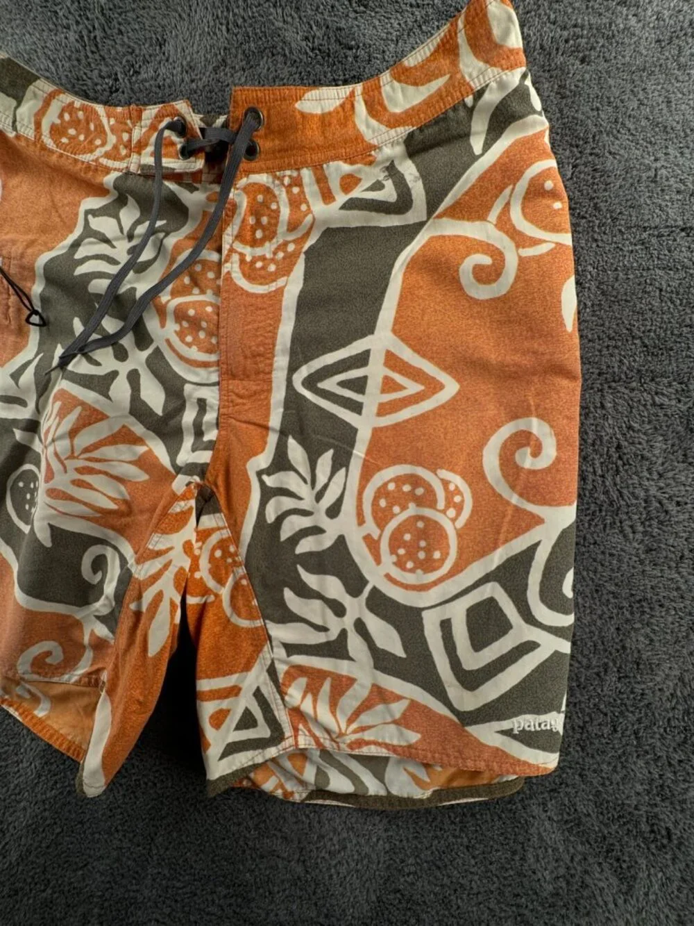 Patagonia Swim Trunk Men Board Shorts Adult Swimming Size 34 Orange Tiki Floral